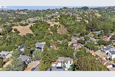 2825 Hillcrest Avenue, Hayward, CA 94542 - Photo 47
