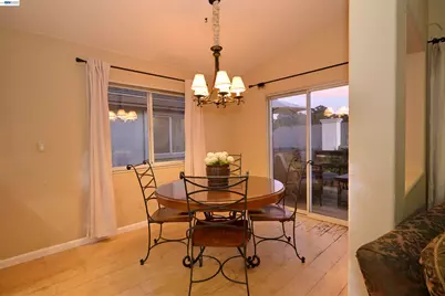 8051 Canyon Creek Cir, Pleasanton, CA 94588 - Photo 7