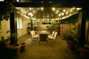 8051 Canyon Creek Cir, Pleasanton, CA 94588 - Photo 21
