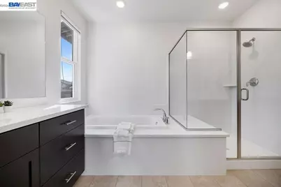 2729 5th St, Alameda, CA 94501 - Photo 13