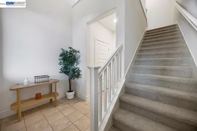 2729 5th St, Alameda, CA 94501 - Photo 17
