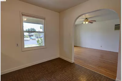 2745 D St, Antioch, CA 94509 - Photo 11