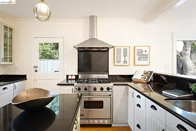 355 Arlington Ave, Berkeley, CA 94707 - Photo 27
