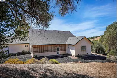 8060 Chardonnay Pl, Valley Springs, CA 95252 - Photo 13