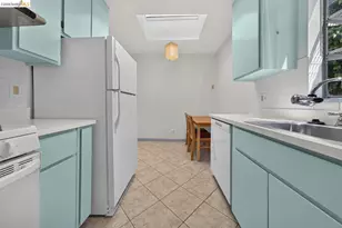 1058 Kains Ave, Albany, CA 94706 - Photo 23