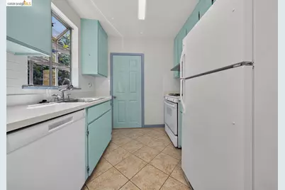 1058 Kains Ave, Albany, CA 94706 - Photo 27