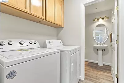 30898 Cambridge Way, Union City, CA 94587 - Photo 23