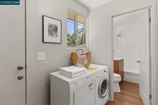 247 Los Cerros Ave, Walnut Creek, CA 94598 - Photo 27