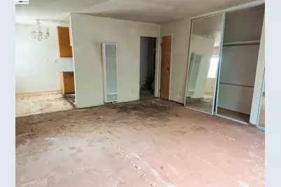3877 Howe St #107, Oakland, CA 94611 - Photo 9