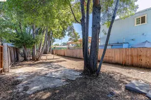 7014 Holly St, Oakland, CA 94621 - Photo 11