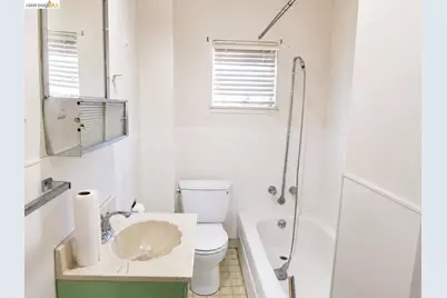 1315 84th Ave, Oakland, CA 94621 - Photo 13