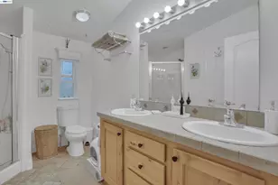 60 Palm Dr, Union City, CA 94587 - Photo 19