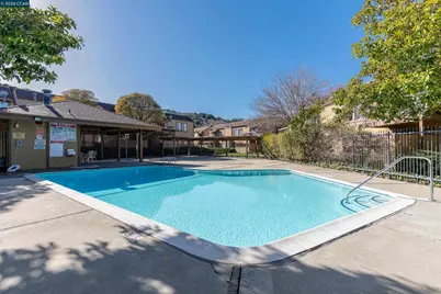 5318 Ridgeview Cir #5, El Sobrante, CA 94803 - Photo 37