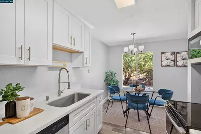 5318 Ridgeview Cir #5, El Sobrante, CA 94803 - Photo 15