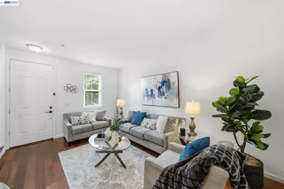 1012 Martin Luther King Dr, Hayward, CA 94541 - Photo 5