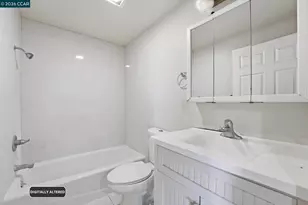 8910 Burr St, Oakland, CA 94605 - Photo 25
