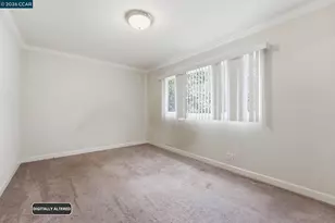 8910 Burr St, Oakland, CA 94605 - Photo 41