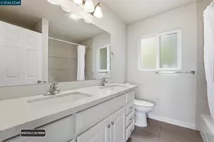 8910 Burr St, Oakland, CA 94605 - Photo 53