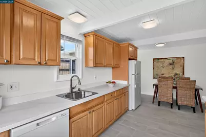 2926 Alta Mira Dr, Richmond, CA 94806 - Photo 21