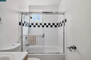 2926 Alta Mira Dr, Richmond, CA 94806 - Photo 41
