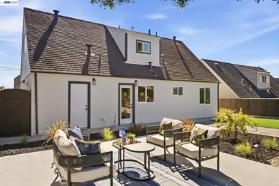 483 Heathcliff Dr, Pacifica, CA 94044 - Photo 29