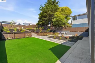 483 Heathcliff Dr, Pacifica, CA 94044 - Photo 31