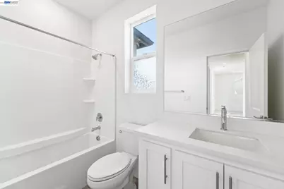 2107 Daimler St, Lathrop, CA 95330 - Photo 39