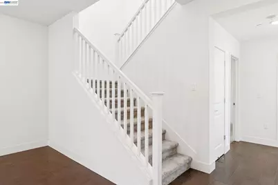 2107 Daimler St, Lathrop, CA 95330 - Photo 13