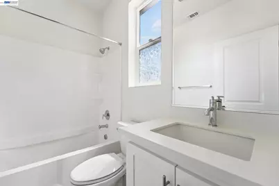 2107 Daimler St, Lathrop, CA 95330 - Photo 41
