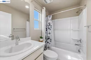4398 Healdsburg Wy, Dublin, CA 94568 - Photo 25