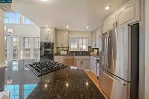 321 Zagora Dr, Danville, CA 94506 - Photo 15
