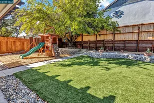 1162 Francine Ct, Concord, CA 94518 - Photo 25