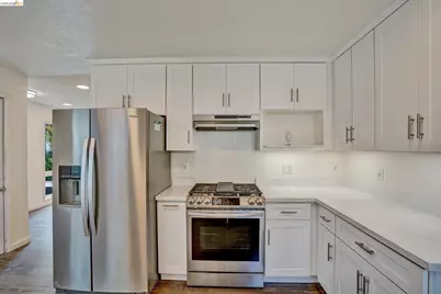 207 Bergedo, Oakland, CA 94603 - Photo 5