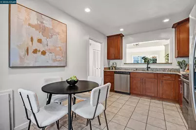 332 Marina Village Way, Benicia, CA 94510 - Photo 7