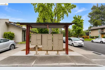 51 Massolo Dr #C, Pleasant Hill, CA 94523 - Photo 17