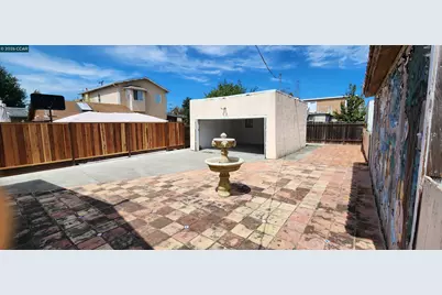 1211 Blake St, Berkeley, CA 94702 - Photo 17