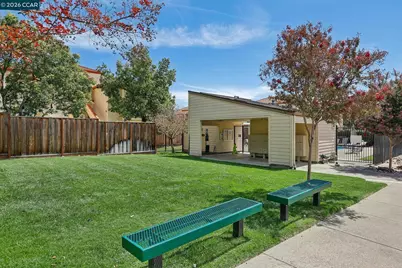 6560 Pioneer Ln #32, Dublin, CA 94568 - Photo 23
