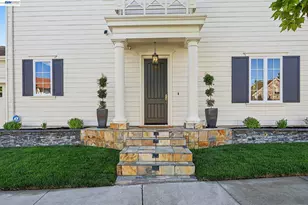 800 Griffon Ct, Danville, CA 94506 - Photo 3