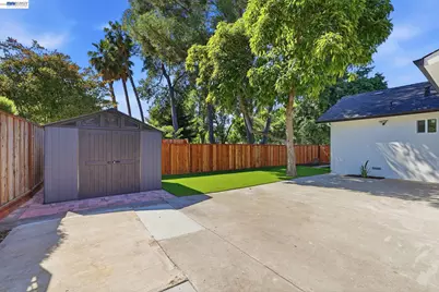 1913 Middlefield Rd, Mountain View, CA 94043 - Photo 23