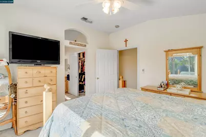 2211 Bridle Creek Circle, Tracy, CA 95377 - Photo 25