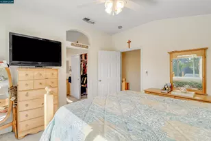 2211 Bridle Creek Cir, Tracy, CA 95377 - Photo 25