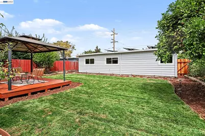 23739 Ida Ln, Hayward, CA 94541 - Photo 15