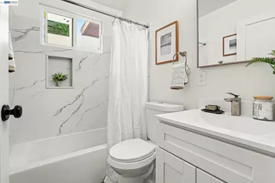 23739 Ida Ln, Hayward, CA 94541 - Photo 13