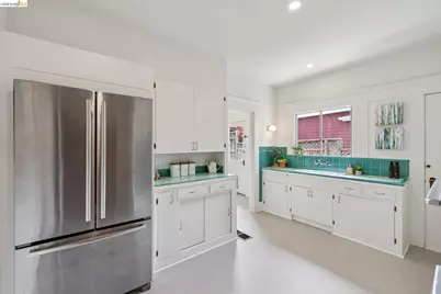 4010 Elston Ave, Oakland, CA 94602 - Photo 17