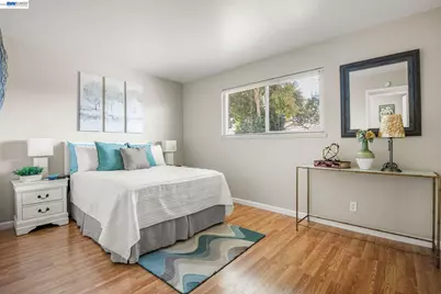 2246 Dayle Ct, Fremont, CA 94539 - Photo 9
