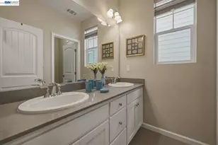 388 C St, Hayward, CA 94541 - Photo 33