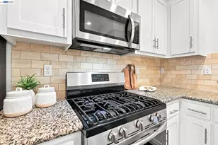 38935 Primula Terrace, Newark, CA 94560 - Photo 11