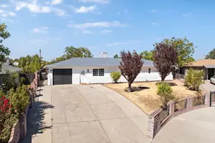 1361 Longshore Ct, Sacramento, CA 95838 - Photo 3