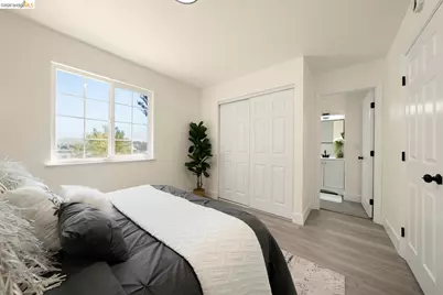 1361 Longshore Ct, Sacramento, CA 95838 - Photo 7