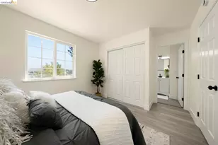 1361 Longshore Ct, Sacramento, CA 95838 - Photo 7